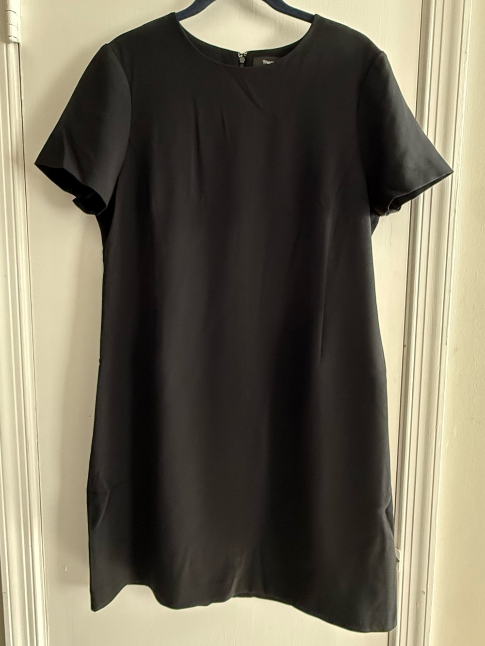 Theory Classic Black Short-Sleeve Shift Dress Size 12